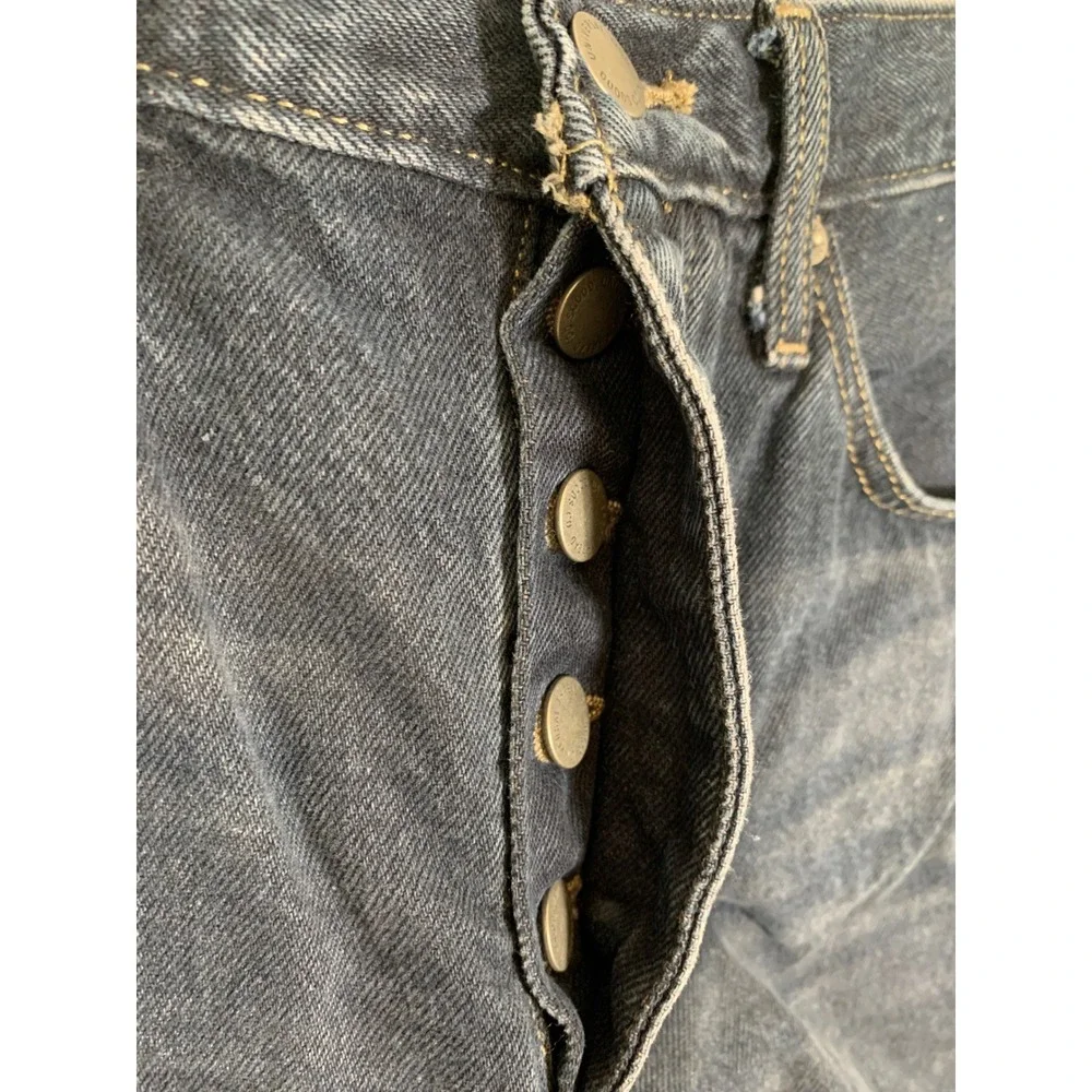 Universal Thread 90s Baggy Short Women 6 Dark Wash Distressed Button Fly Denim